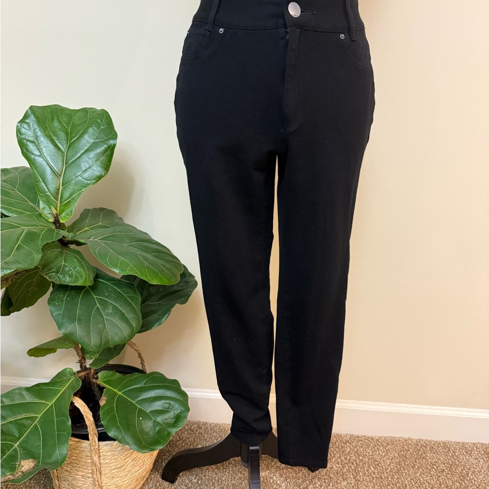 INC Stylish Black High-Waisted Ponte skinny Pants